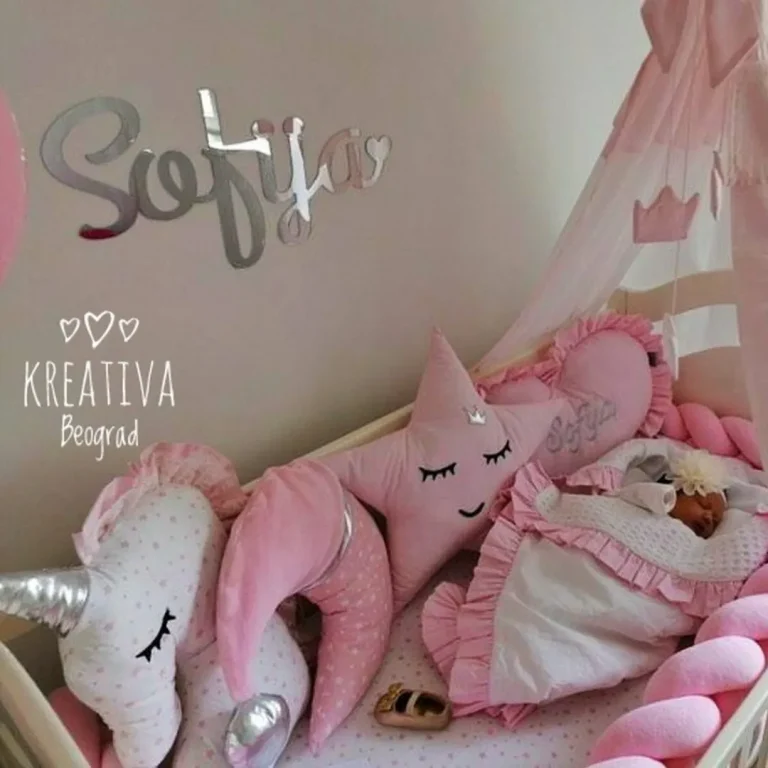 Personalizovano 3D ime sa ogledalskim efektom – Kreativa